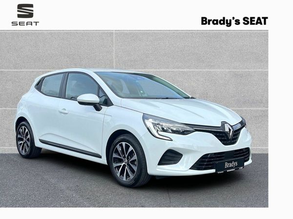 Renault Clio Hatchback, Petrol, 2022, White