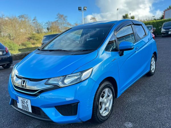 Honda Fit Hatchback, Petrol Hybrid, 2014, Blue