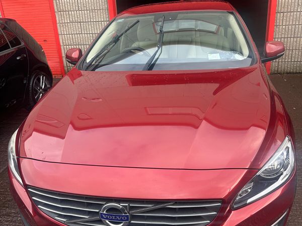 Volvo S60 Saloon, Diesel, 2016, Red