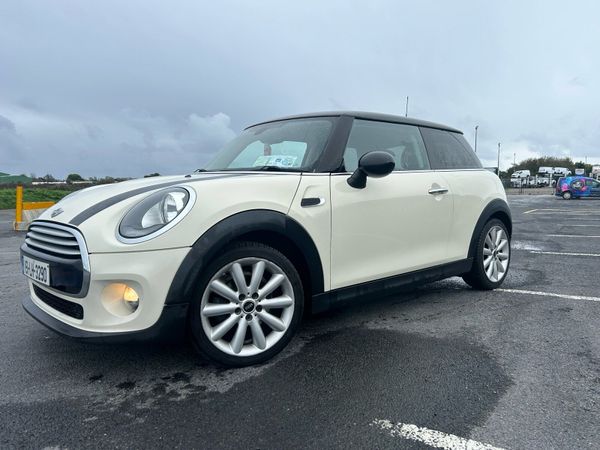 Mini Cooper Hatchback, Diesel, 2015, White