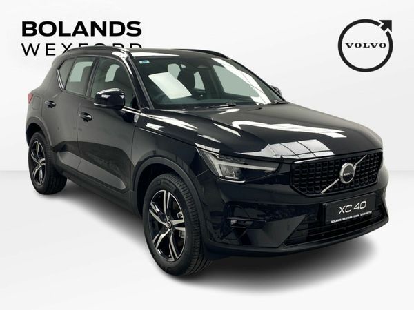 Volvo XC40 SUV, Petrol Hybrid, 2026, Black