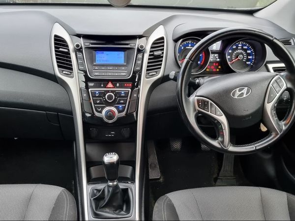 Hyundai i30 Hatchback, Diesel, 2015, Grey