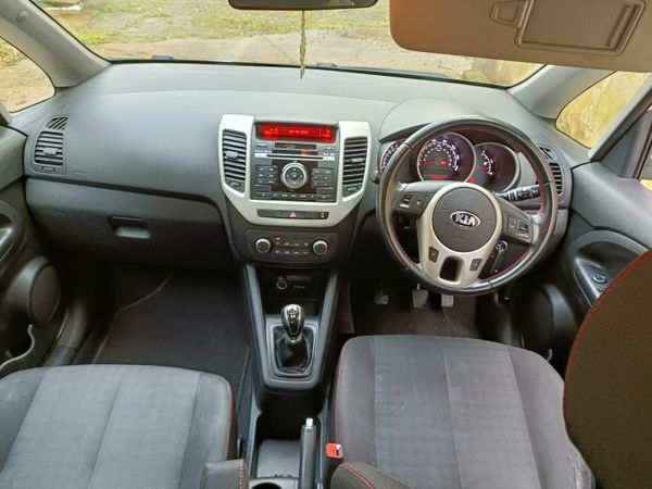 Kia Venga Hatchback, Petrol, 2015, White