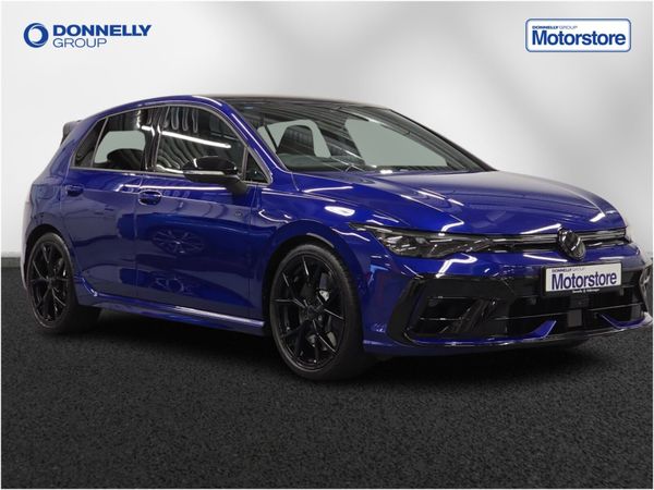 Volkswagen Golf Hatchback, Petrol, 2025, 