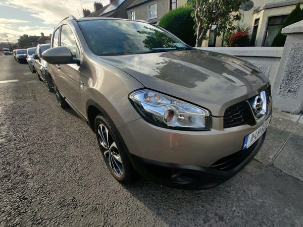 Nissan Qashqai Hatchback, Diesel, 2011, Beige