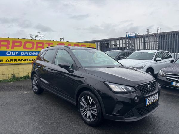 SEAT Arona Hatchback, Petrol, 2023, Black