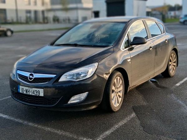 Skoda Octavia Hatchback, Diesel, 2011, Black