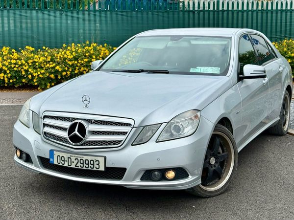 Mercedes-Benz E-Class Saloon, Diesel, 2009, Silver