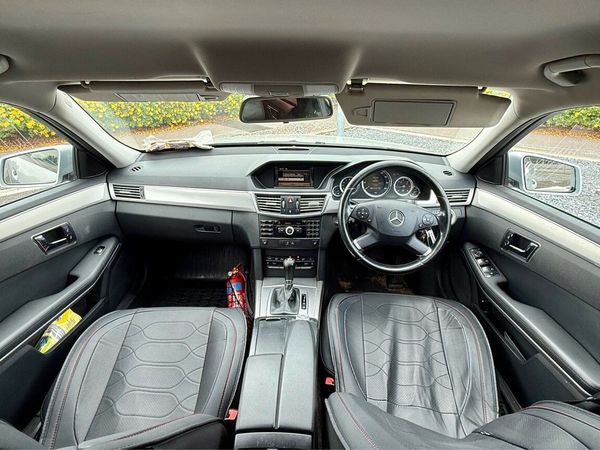 Mercedes-Benz E-Class Saloon, Diesel, 2009, Silver