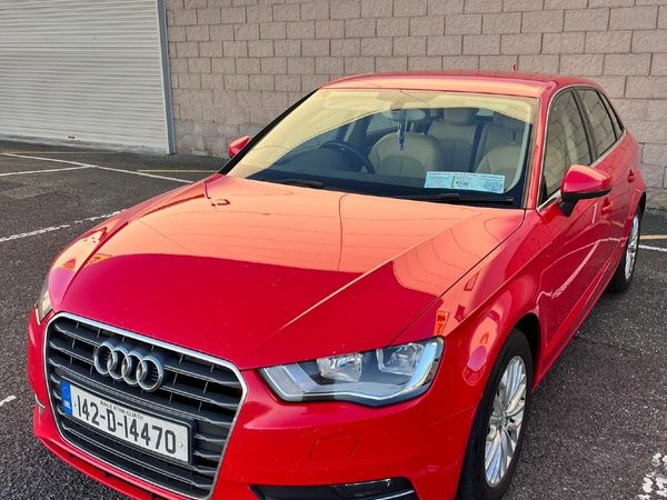 Audi A3 Hatchback, Diesel, 2014, Red