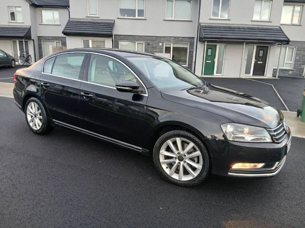 Volkswagen Passat Saloon, Diesel, 2011, Black