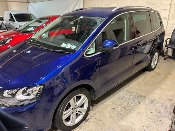 Volkswagen Sharan MPV, Petrol, 2018, Blue
