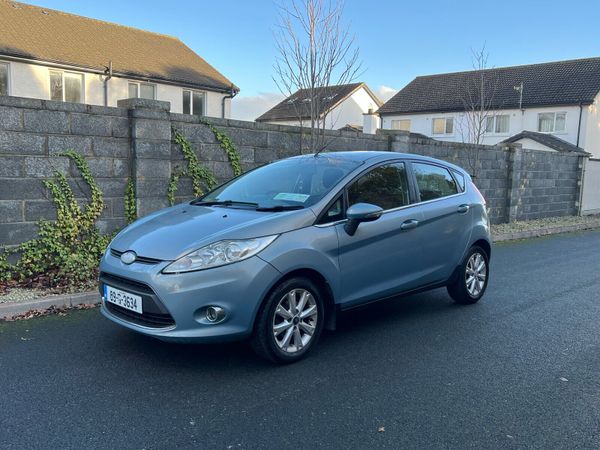 Ford Fiesta Hatchback, Petrol, 2009, Blue