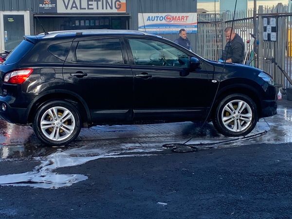 Nissan Qashqai Hatchback, Diesel, 2010, Black