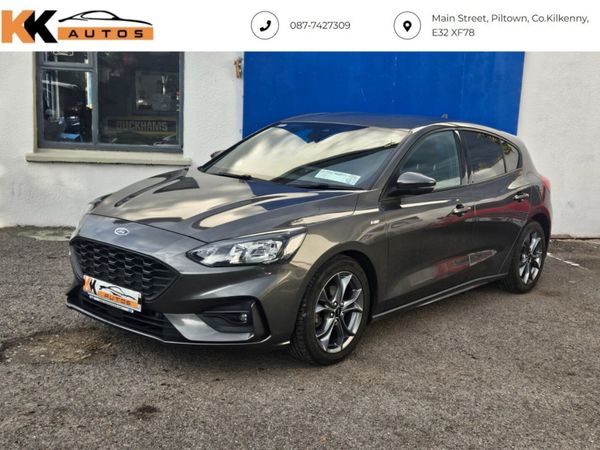 Ford Focus Hatchback, Diesel, 2020, Grey
