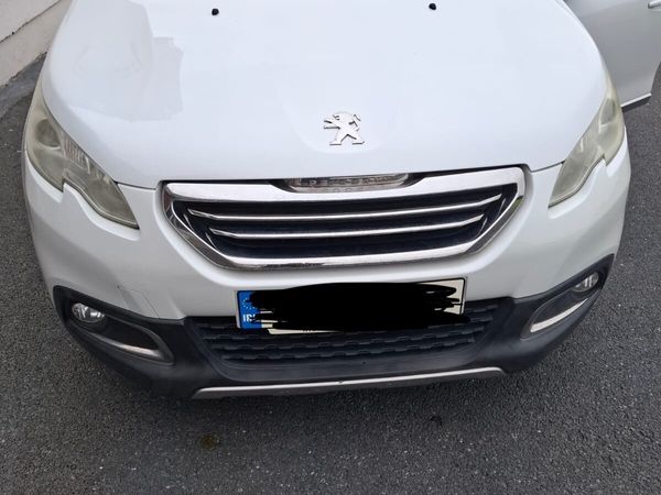 Peugeot 2008 SUV, Petrol, 2015, White