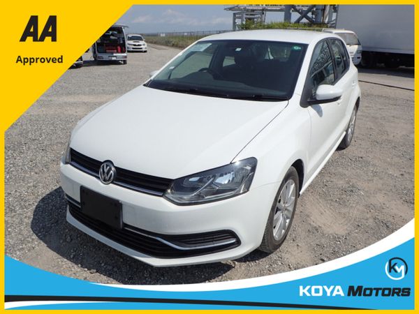 Volkswagen Polo Hatchback, Petrol, 2016, White