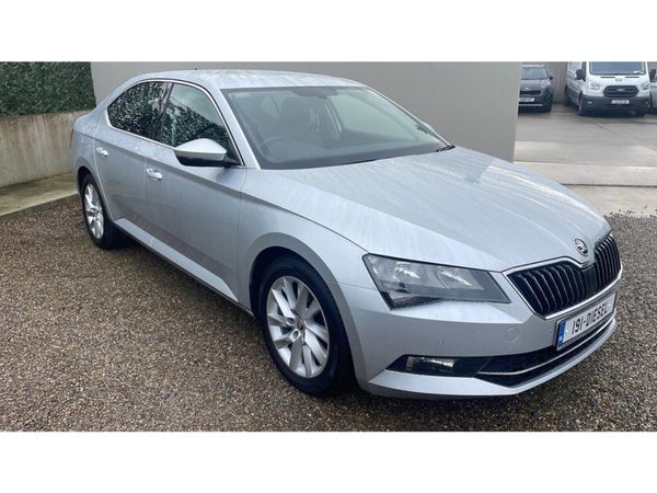 Skoda Superb Hatchback, Diesel, 2019, Silver