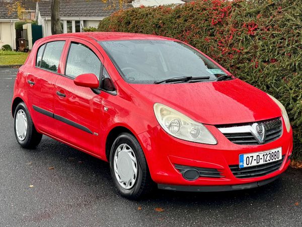 Vauxhall Corsa Hatchback, Petrol, 2007, Red