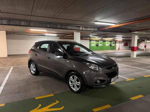Hyundai ix35 SUV, Diesel, 2012, Bronze