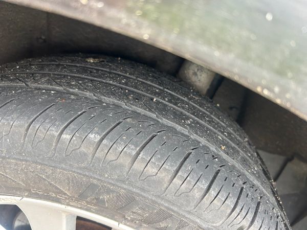 Toyota Auris Hatchback, Petrol, 2007, Black