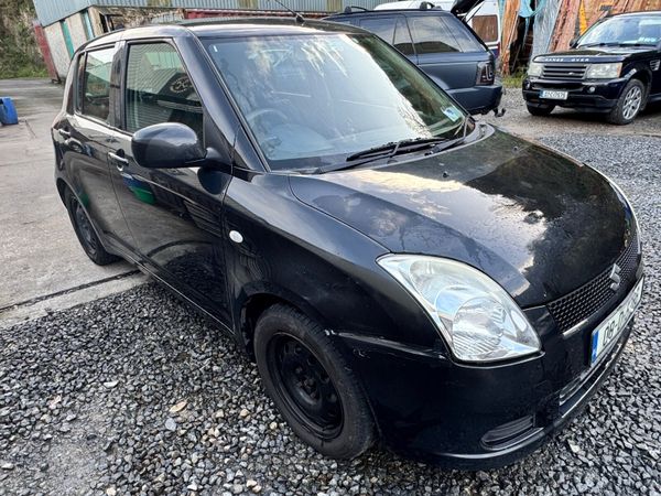 Suzuki Swift Hatchback, Petrol, 2008, Black