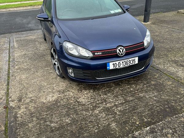 Volkswagen Golf Hatchback, Petrol, 2010, Blue