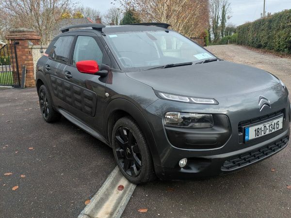 Citroen C4 Hatchback, Petrol, 2018, Grey