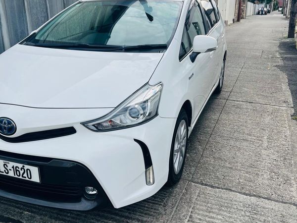 Toyota Prius MPV, Petrol Hybrid, 2019, White