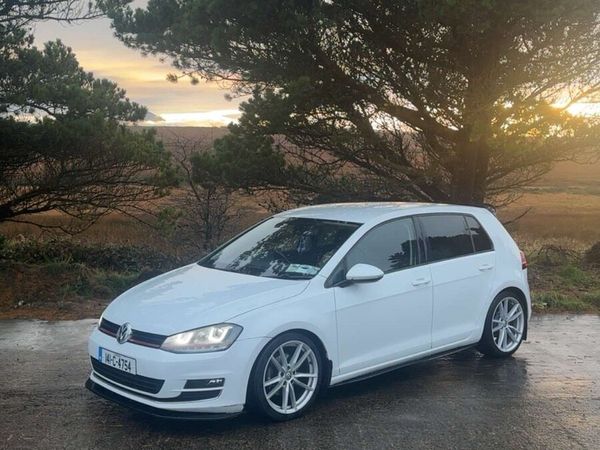 Volkswagen Golf Estate, Diesel, 2014, White