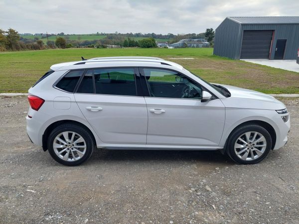 Skoda Kamiq Hatchback, Petrol, 2022, White