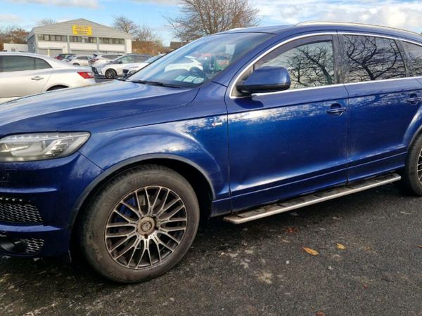 Audi Q7 SUV, Diesel, 2014, Blue