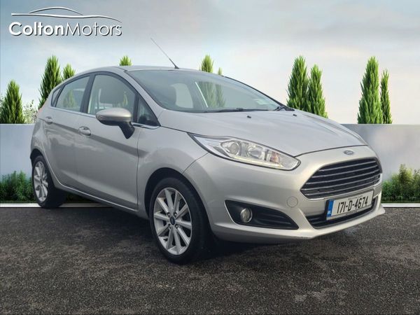 Ford Fiesta Hatchback, Petrol, 2017, Grey