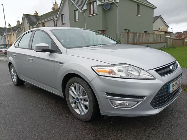 Ford Mondeo Hatchback, Diesel, 2012, Silver