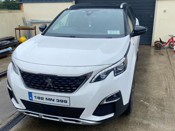 Peugeot 5008 MPV, Diesel, 2018, White