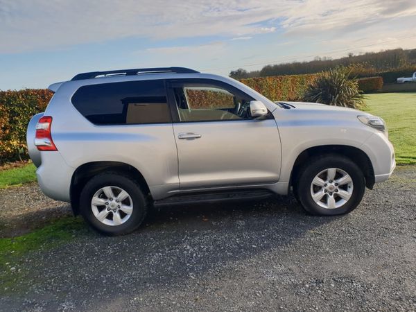 Toyota Land Cruiser SUV, Diesel, 2017, Grey
