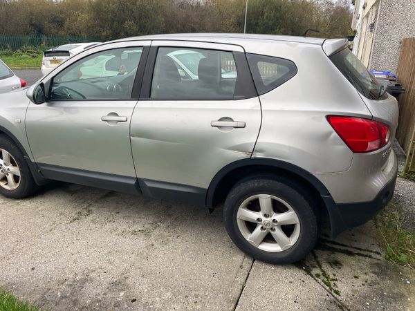Nissan Qashqai Hatchback, Petrol, 2007, Silver