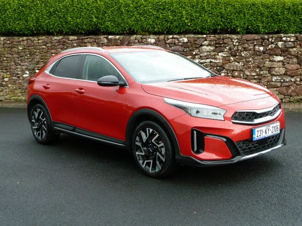 Kia XCeed Hatchback, Petrol Plug-in Hybrid, 2023, Red