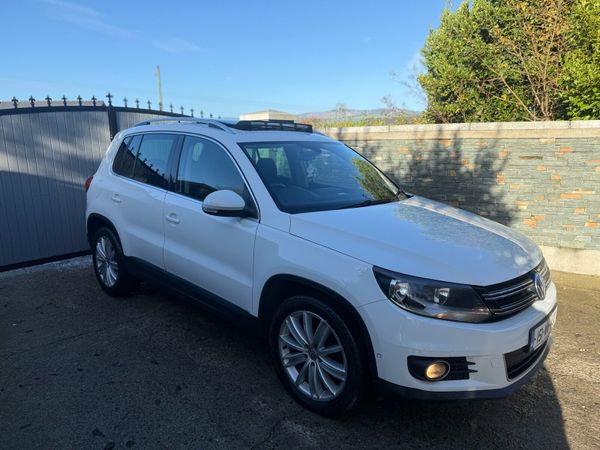Volkswagen Tiguan SUV, Diesel, 2015, White