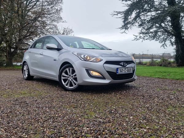Hyundai i30 Hatchback, Diesel, 2014, Silver