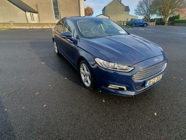 Ford Mondeo Hatchback, Diesel, 2018, Blue