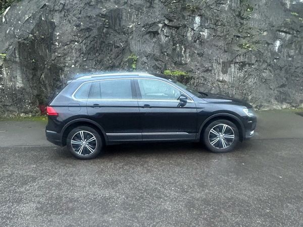 Volkswagen Tiguan SUV, Diesel, 2016, Black