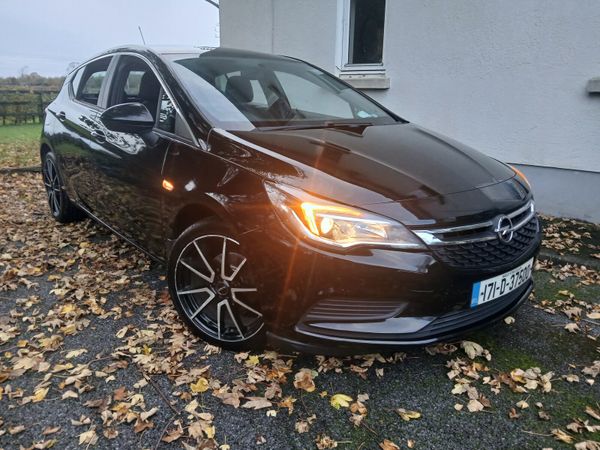 Opel Astra Hatchback, Diesel, 2017, Black