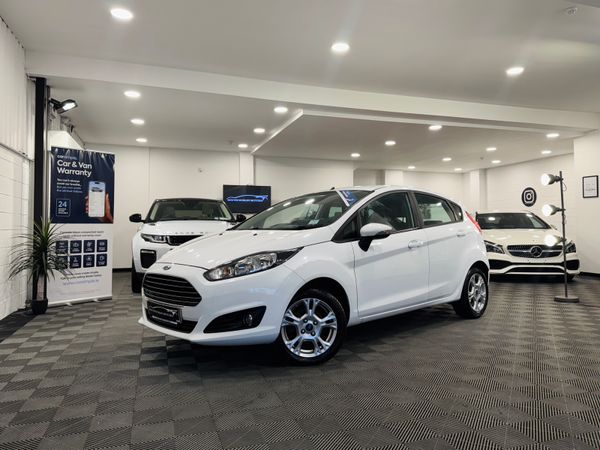 Ford Fiesta Hatchback, Petrol, 2016, White