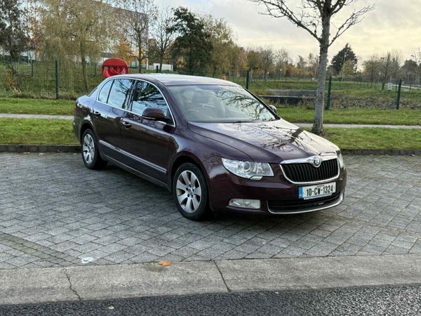 Skoda Superb Saloon, Diesel, 2010, Red
