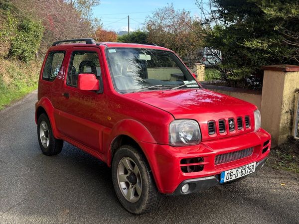 Suzuki Jimny SUV, Petrol, 2006, Red