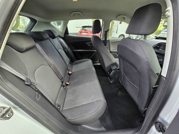 SEAT Leon Estate, Diesel, 2014, Silver