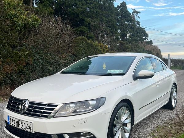 Vauxhall Insignia Hatchback, Diesel, 2013, White