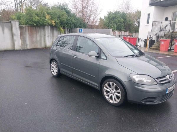 Volkswagen Golf Hatchback, Petrol, 2006, Green