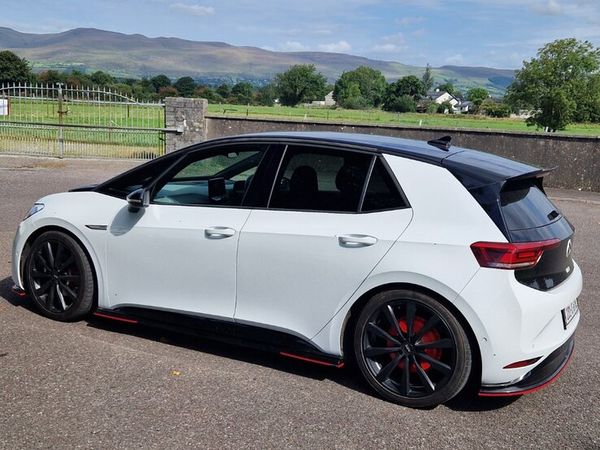 Volkswagen ID.3 Estate, Electric, 2023, White